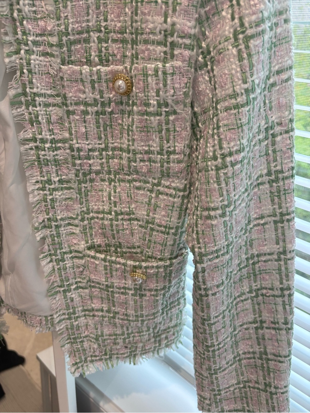 Blazer - Picture 3 of 6